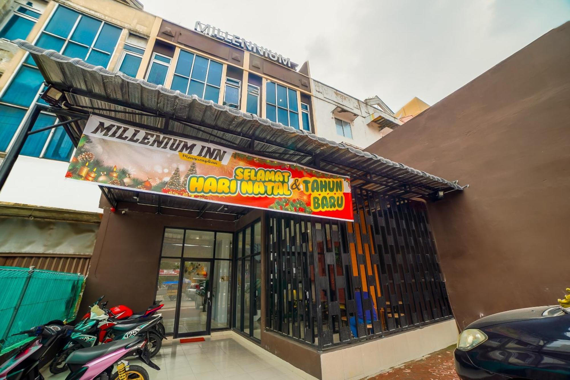 Capital O 90874 Millenium Inn 2 Medan Dış mekan fotoğraf